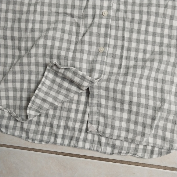 UNTUCKit Women's Flannel Gingham Button Up Shirt Sz 12 Gray White Soft Top - Picture 7 of 9